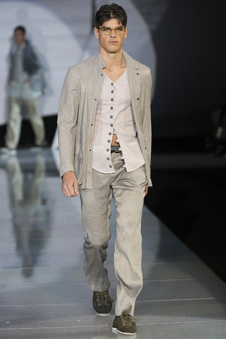 Giorgio Armani / - 2009